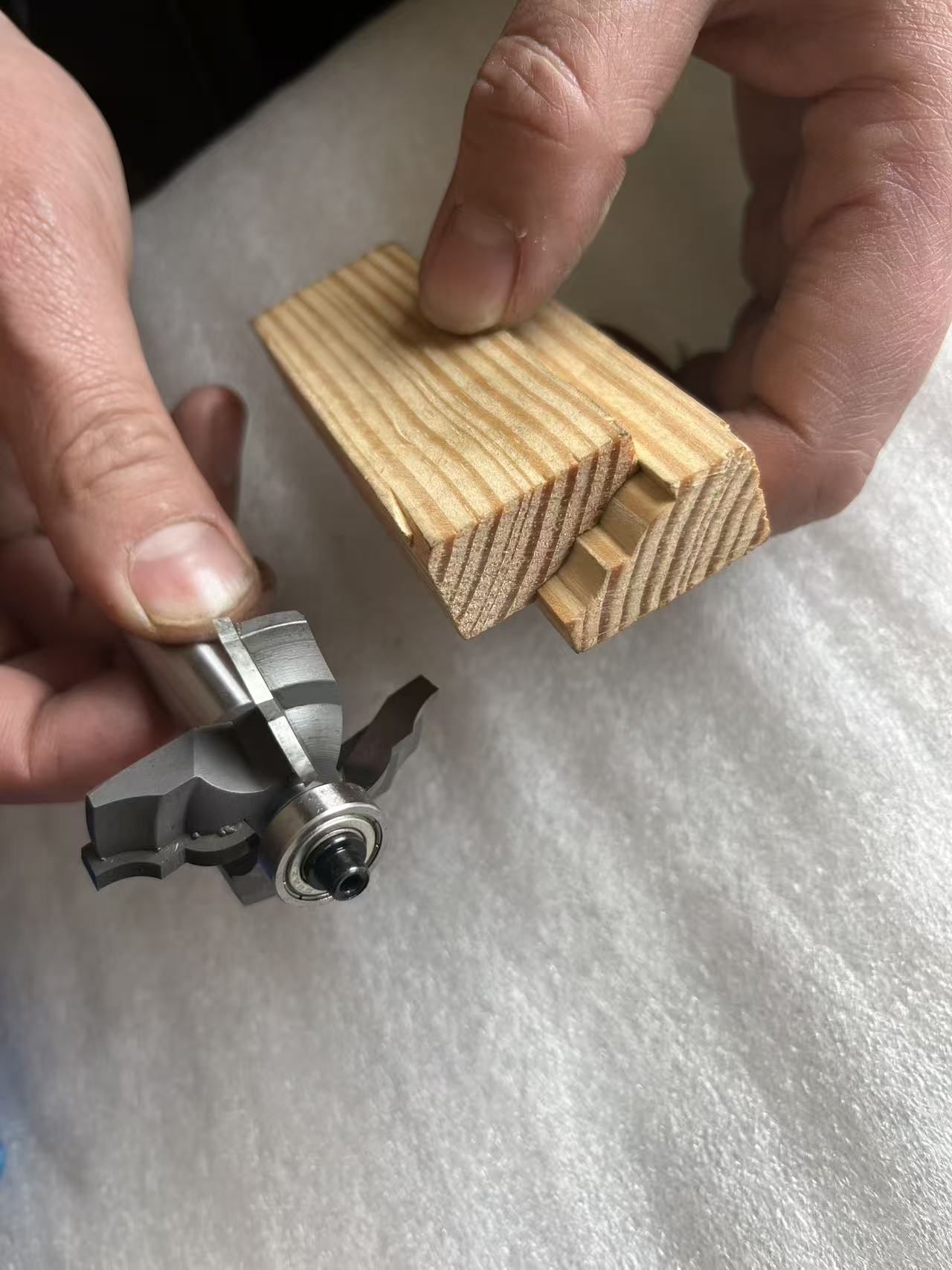 2 in 1 Tongue and Groove Route - Baseboard Molding Trim recension och pris